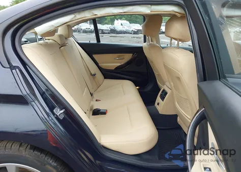 2017 BMW 320I xDrive z USA, uszkodzony, nr VIN WBA8E5G33HNU42803